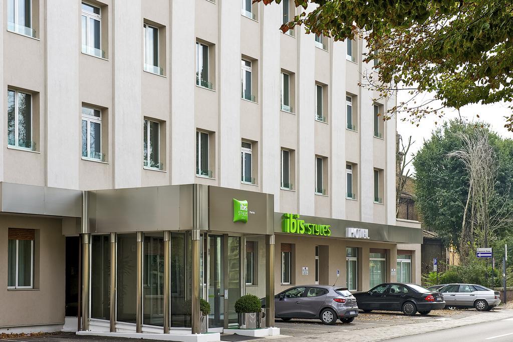 帕尔马斯卡尼尼宜必思尚品酒店 帕爾馬 外观 照片